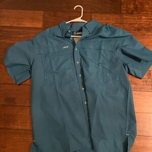 10 Like new Game Guard Ss button up shirts XL